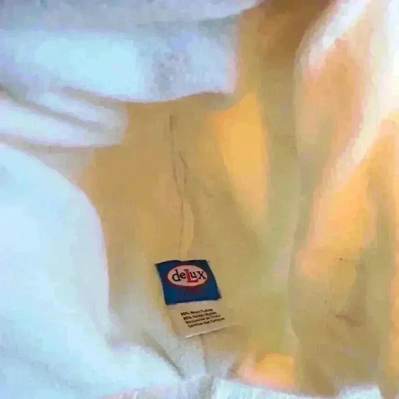 Y2K Discontinued Delux Yuki The Yeti White Wool Blend Warm Winter Beanie Hat Cap - Picture 4 of 5